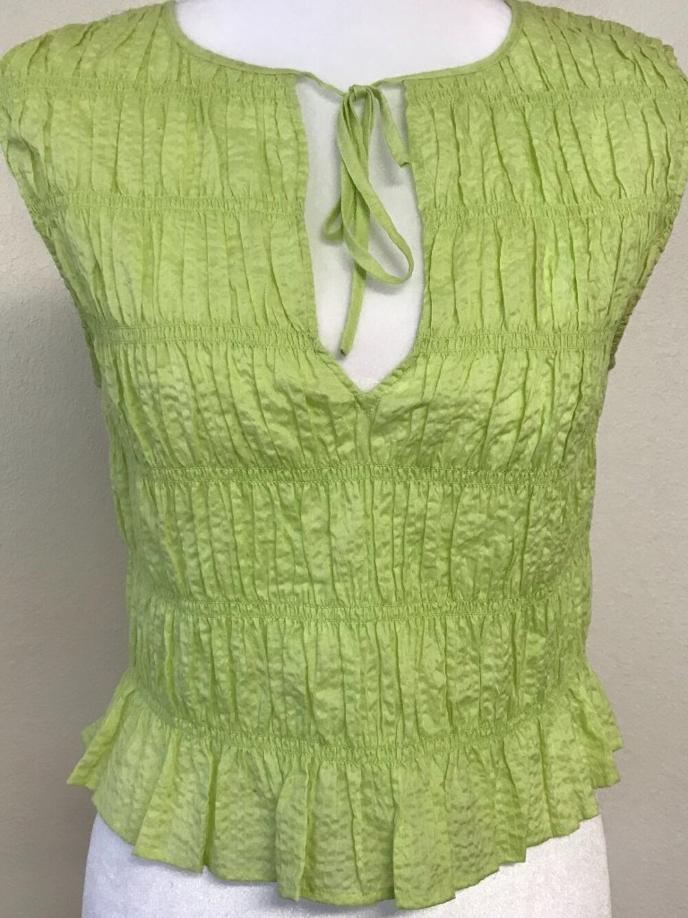 FRAME Smocked Tie Front Top S Lime Green Cotton Sleeveless Peplum